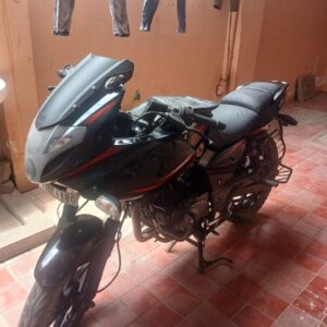 PULSAR 220